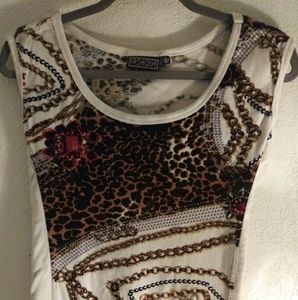 FASQUE. ANIMAL. AND FLORAL PRINT TOP